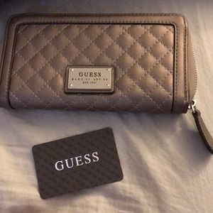 Guess wallet